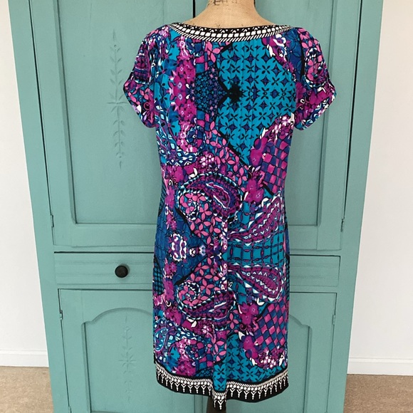 ECI New York Beaded detailed Dress. Purple/Blue/Black Print. Size 12 - Picture 4 of 11
